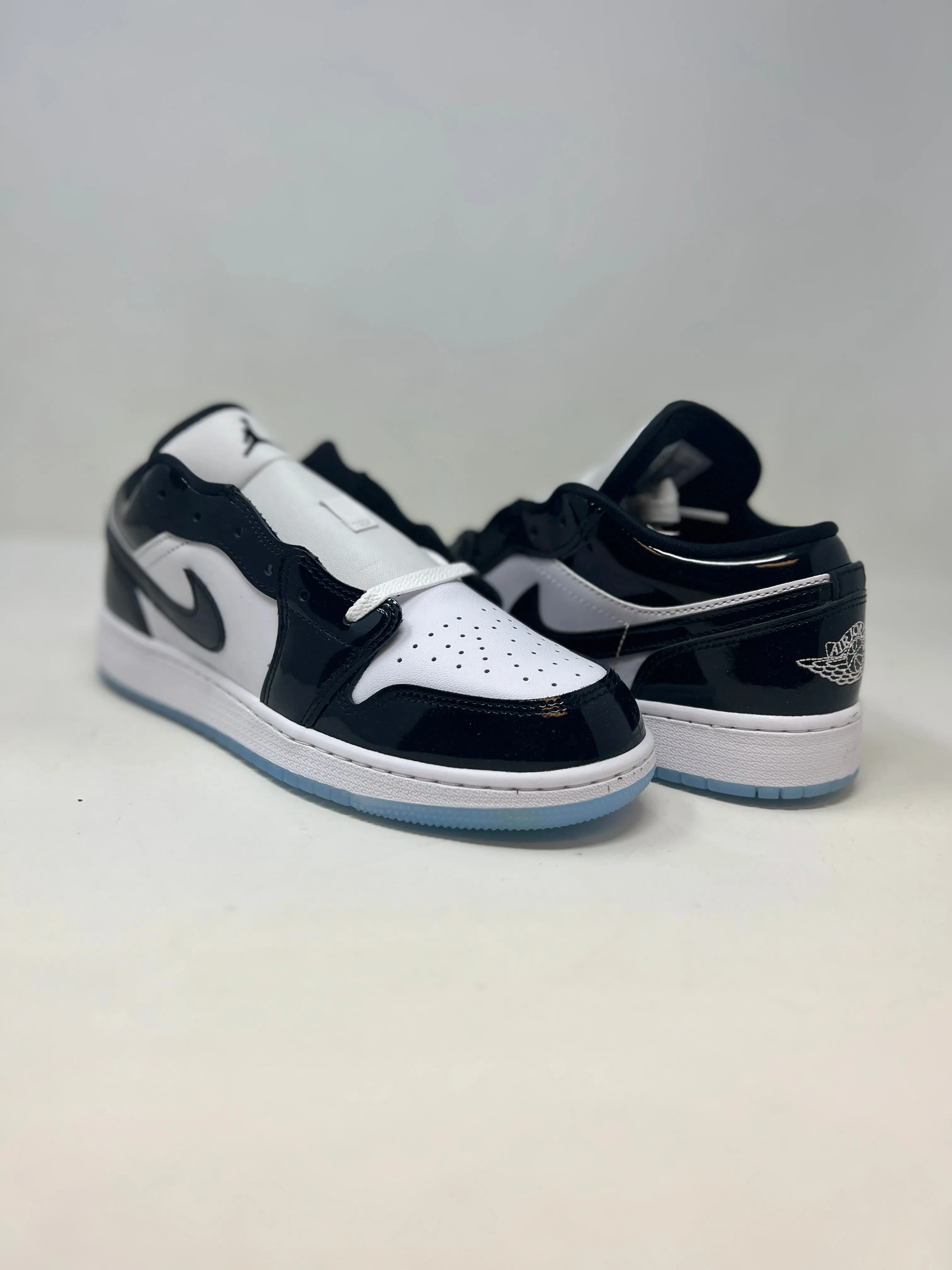 Air Jordan 1 Low ‘Concord’