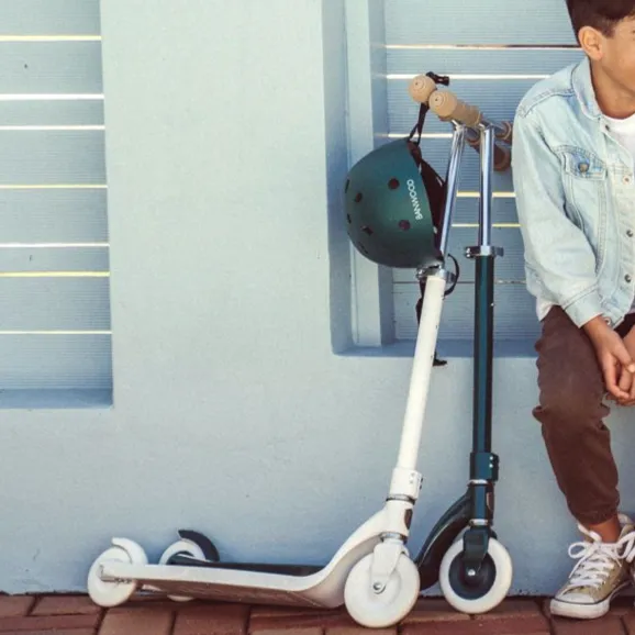 Banwood Kids Maxi Scooter with Basket (Green)