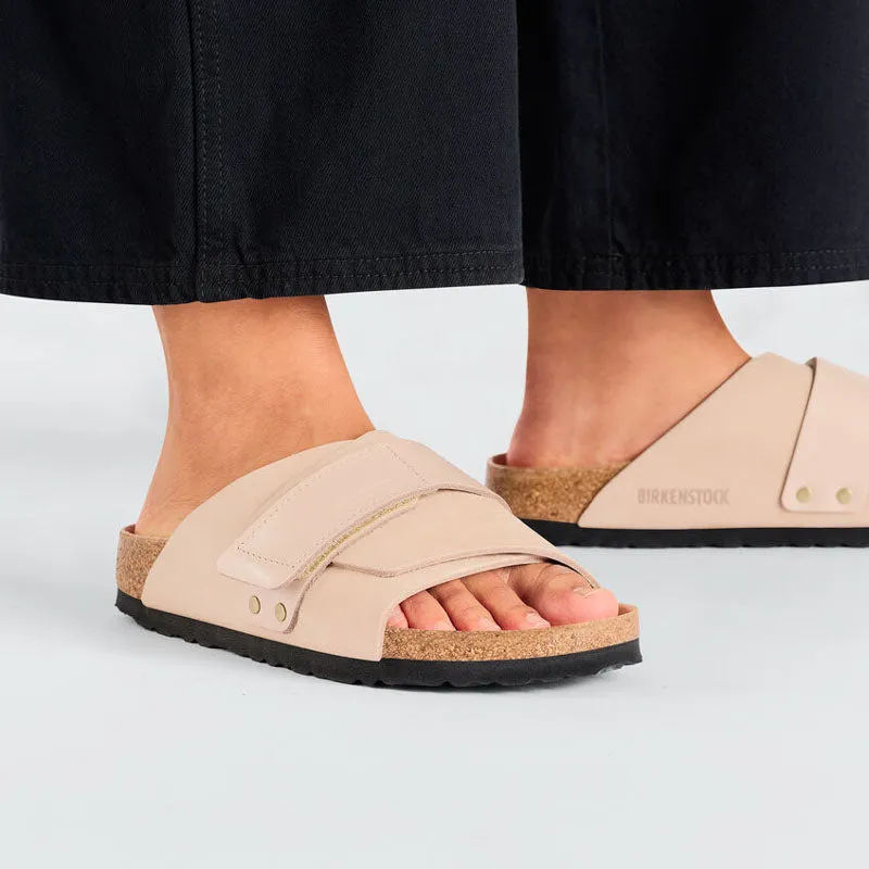 BIRKENSTOCK Kyoto W LENA High Shine Sandals in New Beige