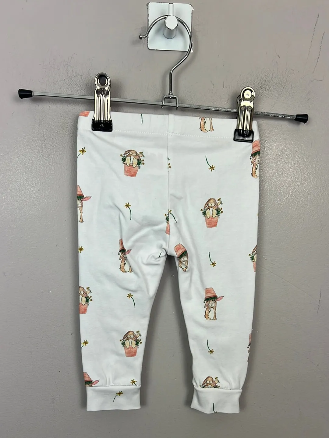 Charlotte England bunny leggings 0-6m