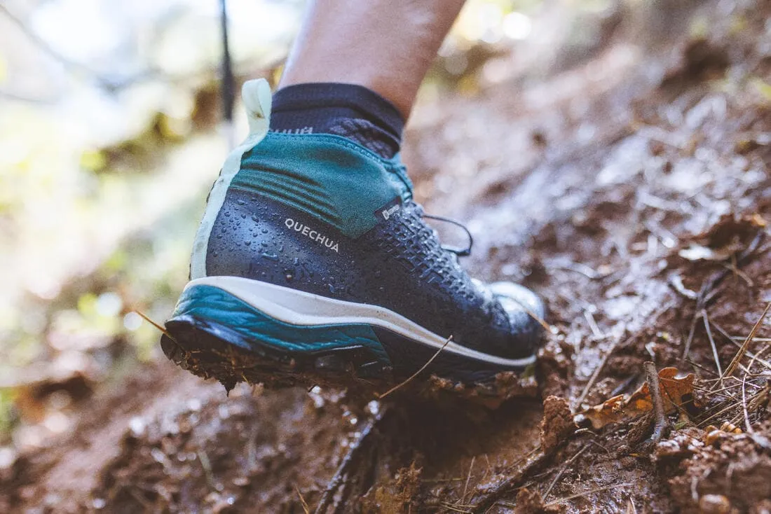 Chaussures imperméables ultra légères de randonnée rapide - FH500 - femme