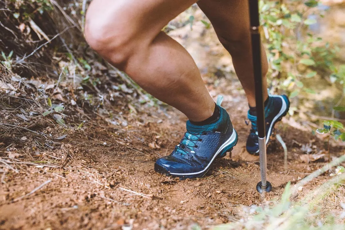 Chaussures imperméables ultra légères de randonnée rapide - FH500 - femme