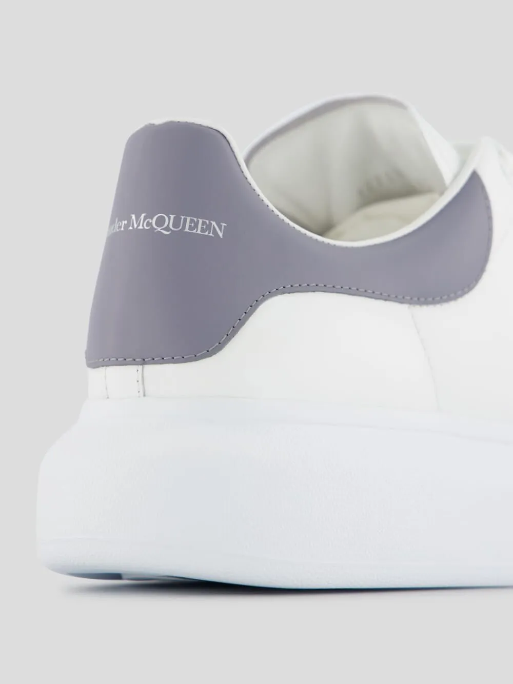 Colour-Block Panelled Leather Sneakers