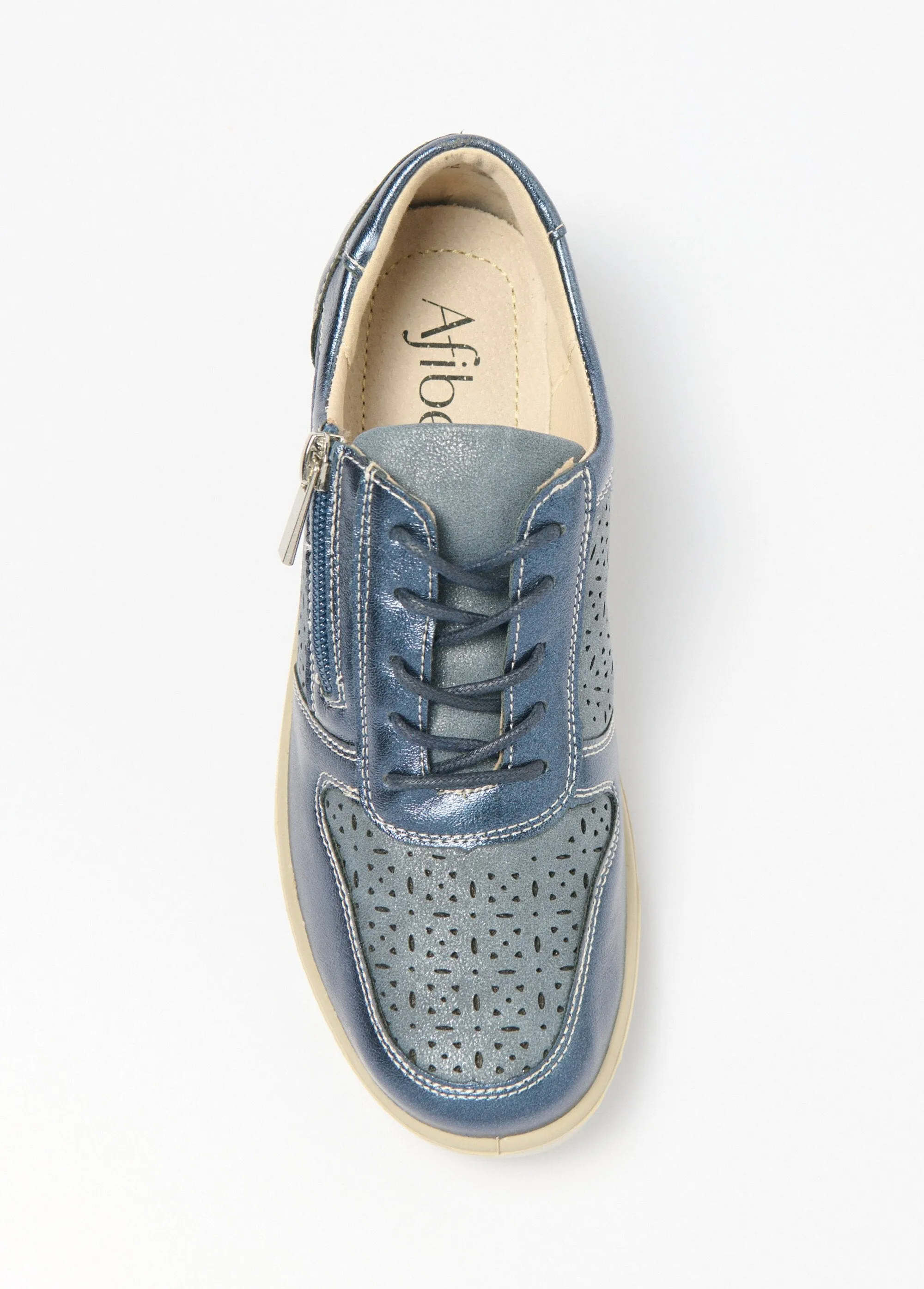 Comfort width zipped sneakers