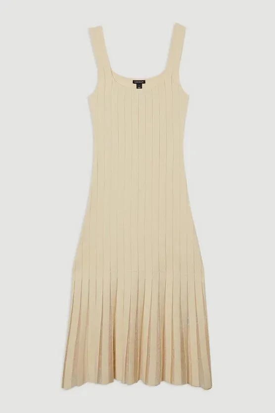 Compact Stretch Square Neck Knitted Flippy Dress