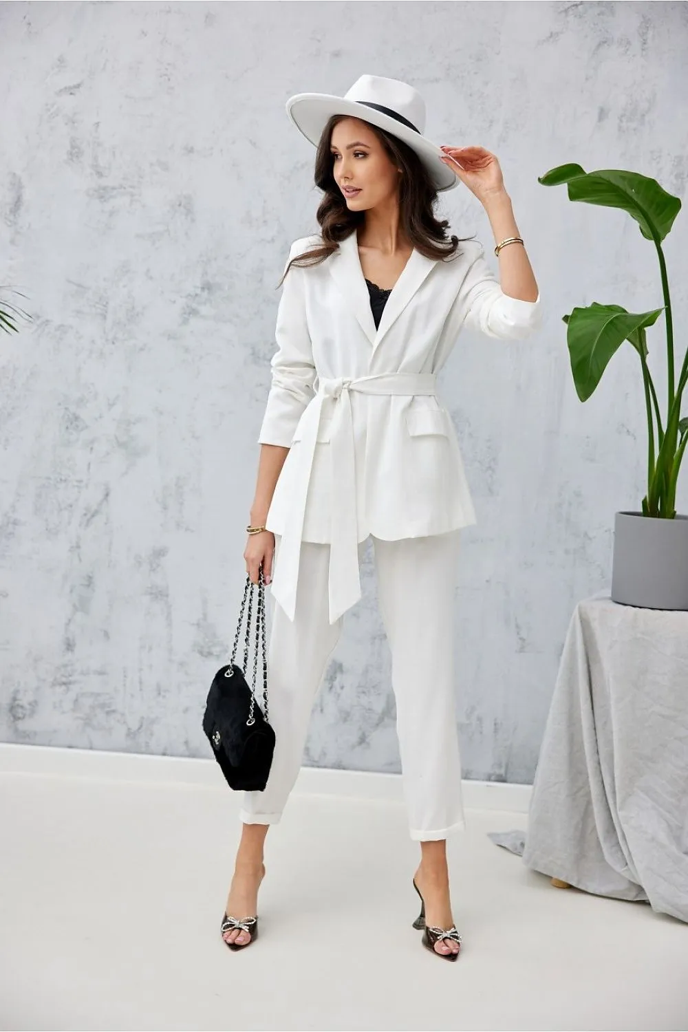 Elegant Turn-Up Straight-Leg Trousers