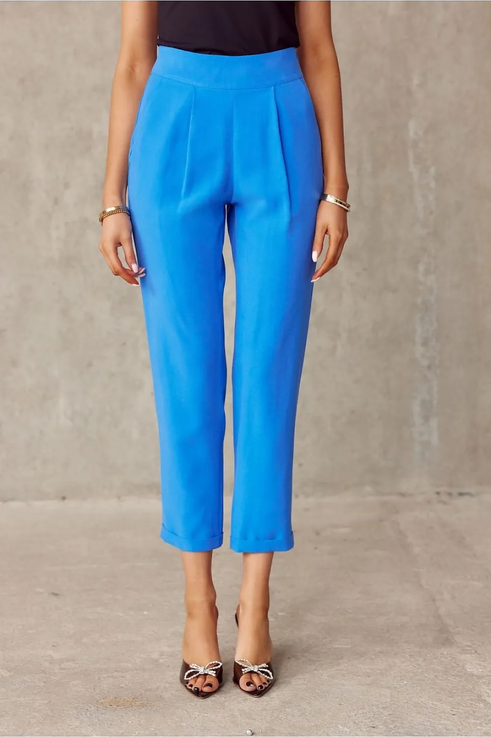 Elegant Turn-Up Straight-Leg Trousers
