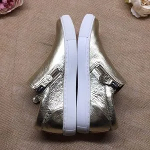 Gentle Souls by Kenneth Cole Sneakers Gold 5.5