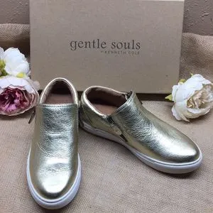 Gentle Souls by Kenneth Cole Sneakers Gold 5.5