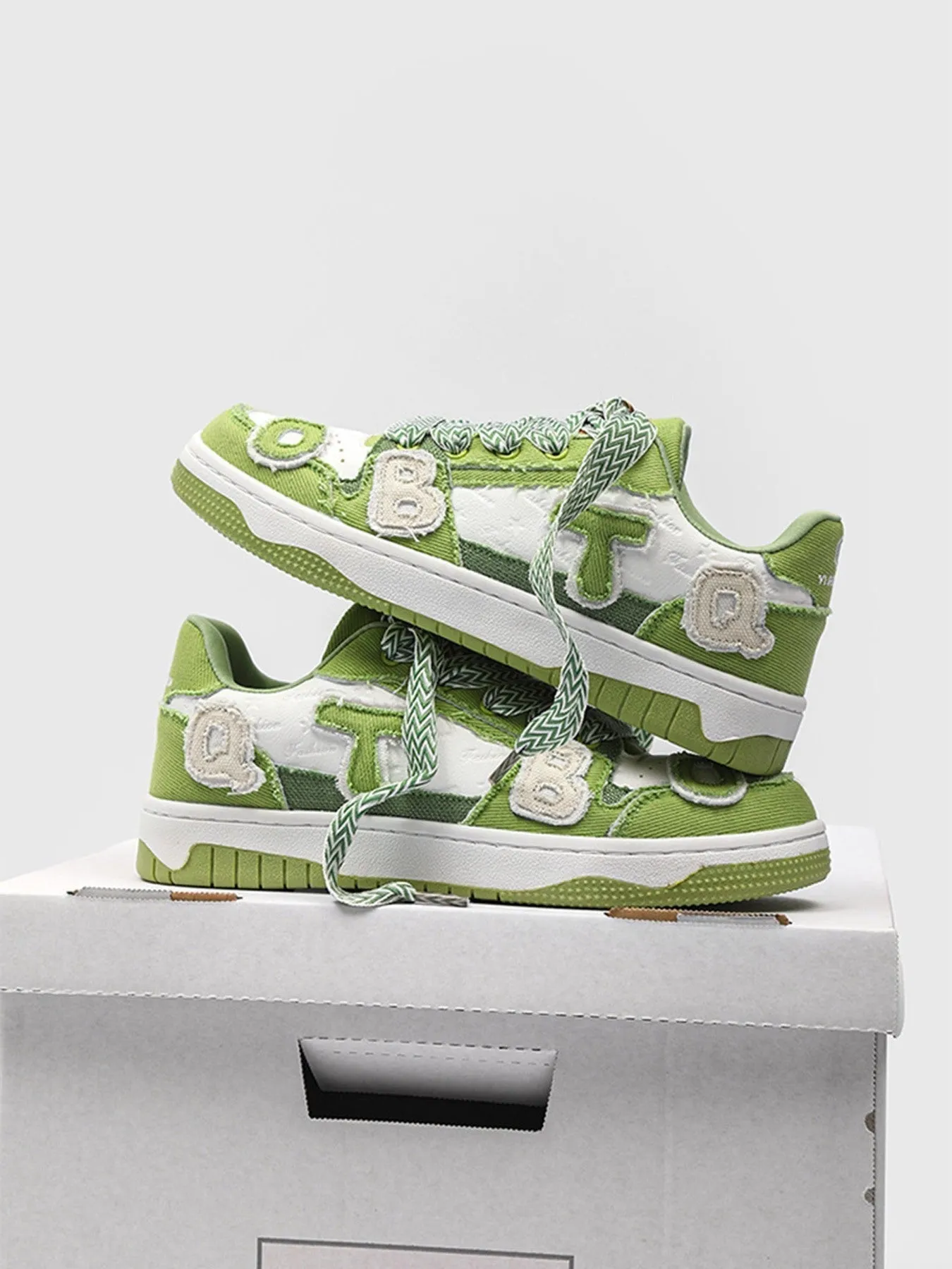 Kicksteria - Platform Casual Couple Sneakers