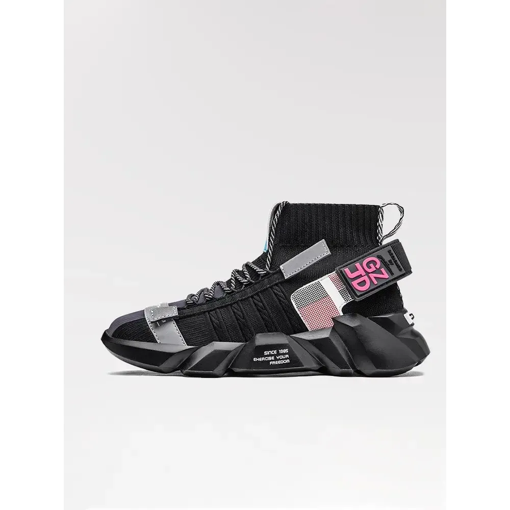 KY JDS Y2K Sneakers for a Sophisticated Urban Style