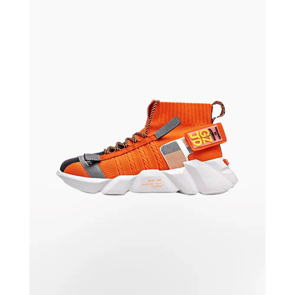 KY JDS Y2K Sneakers for a Sophisticated Urban Style