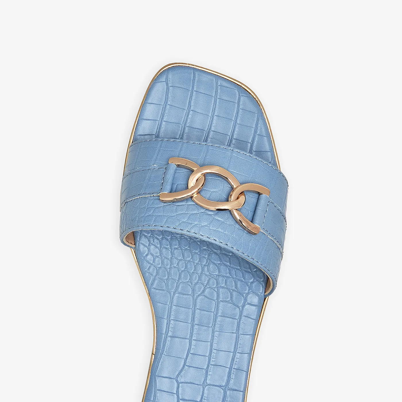 Metallic Chain Flats