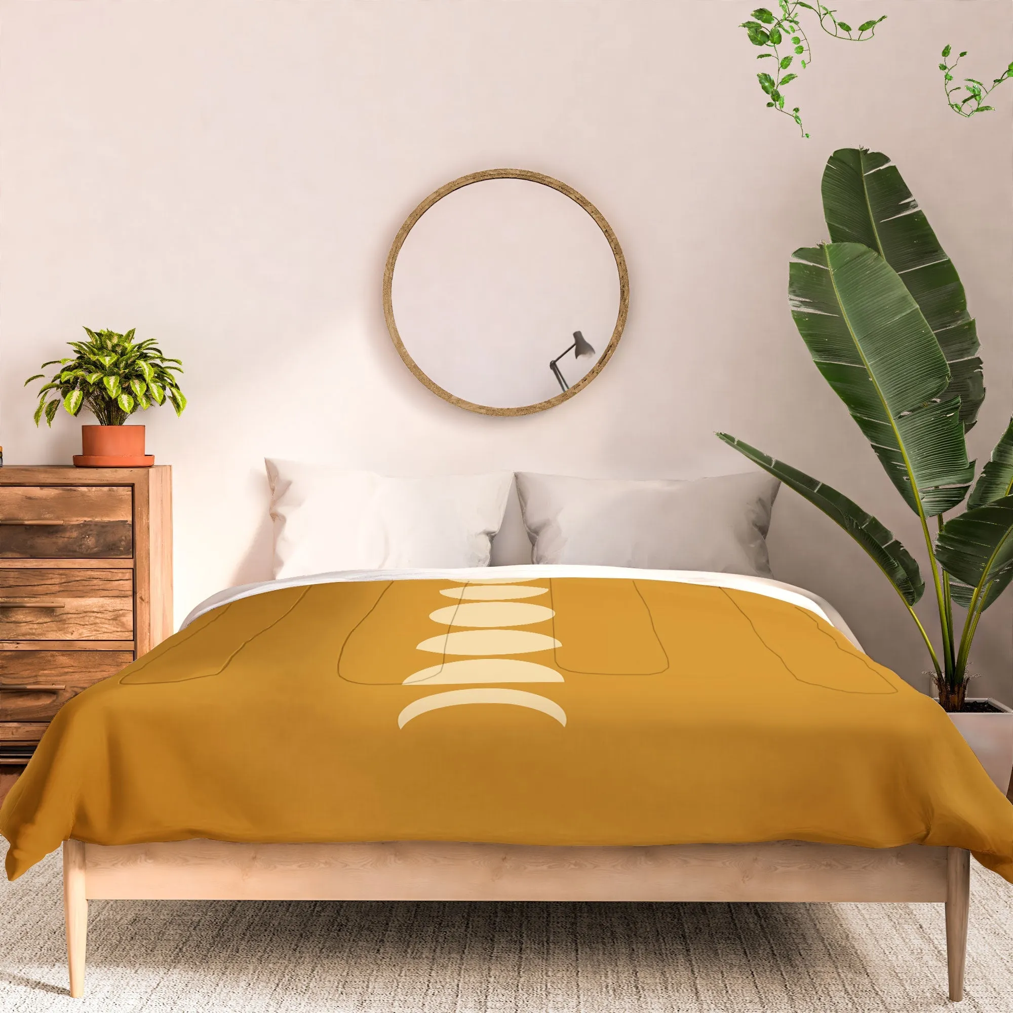 MINIMAL MOON PHASES ORANGE DUVET / COMFORTER