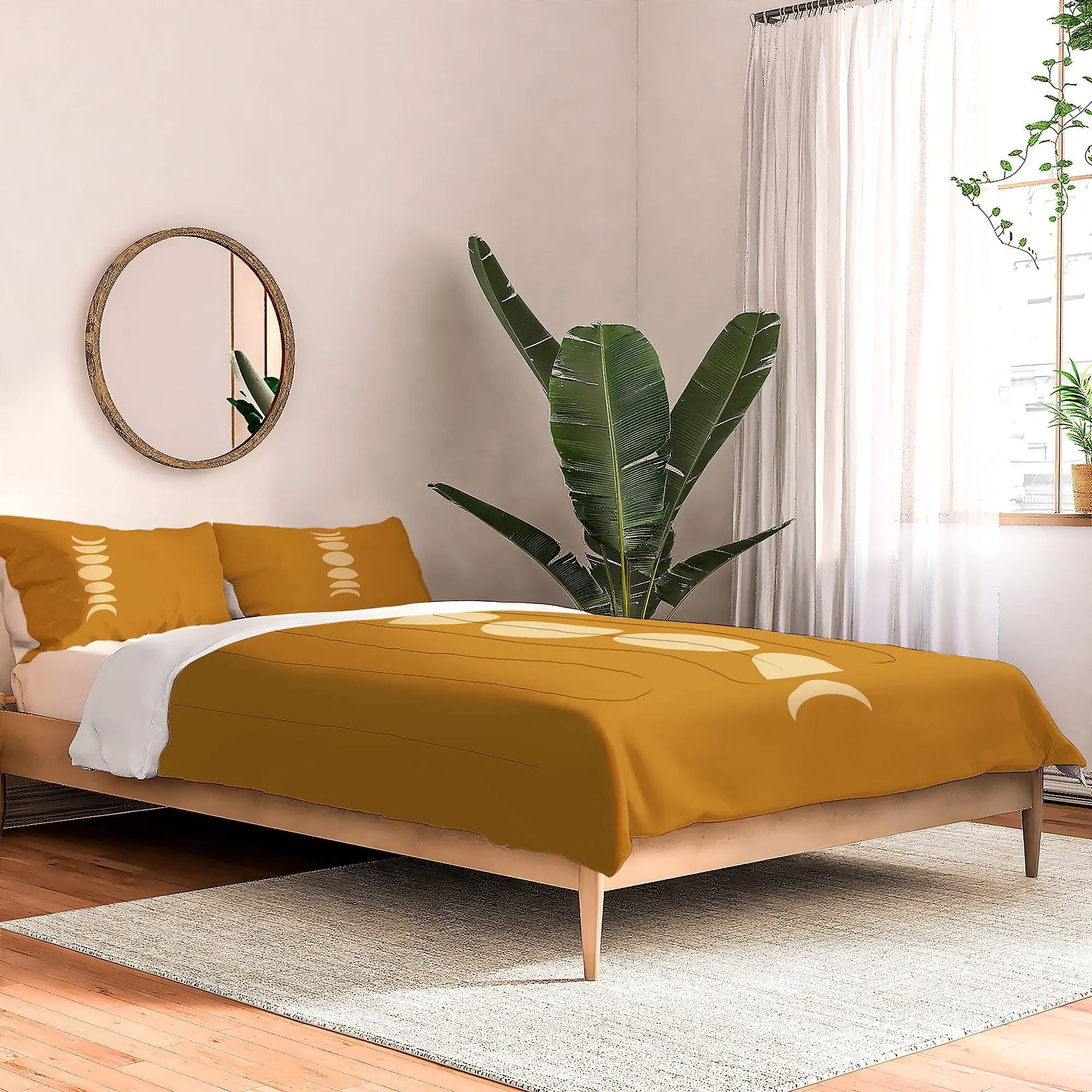 MINIMAL MOON PHASES ORANGE DUVET / COMFORTER