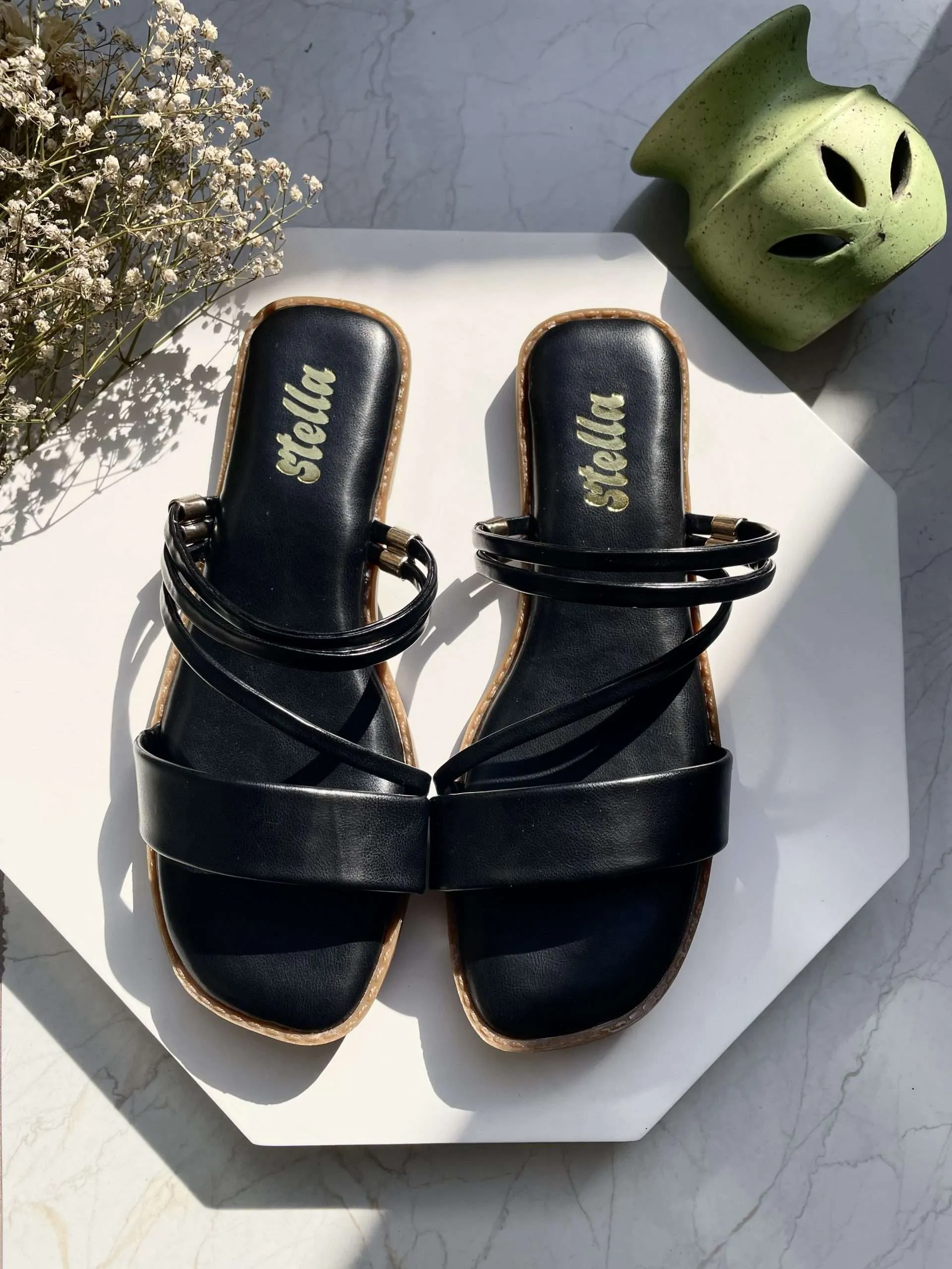 Minimal Two Way Wear Flats- Black