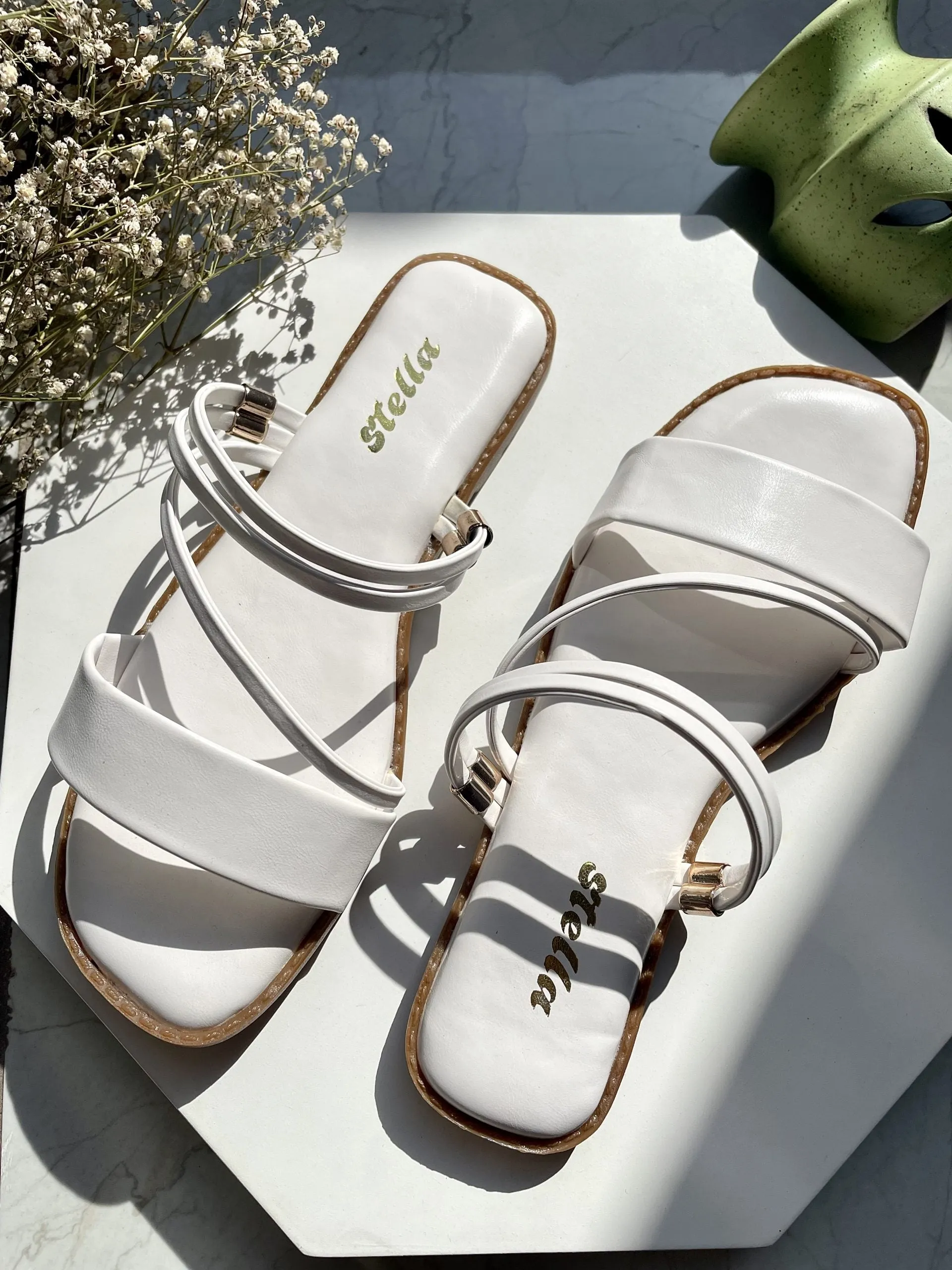 Minimal Two Way Wear Flats- White