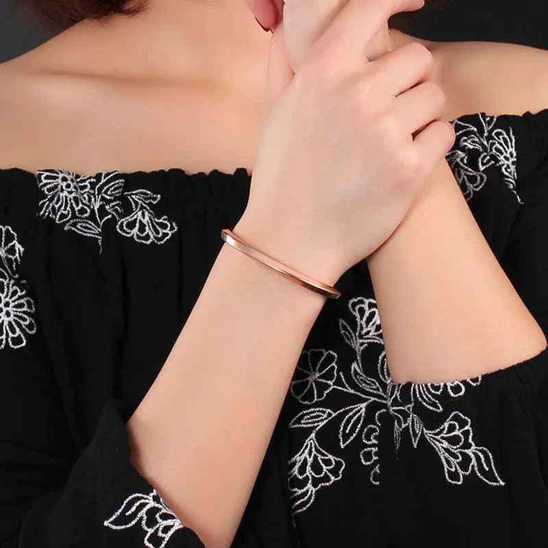 Minimalist Cuff x Swirl