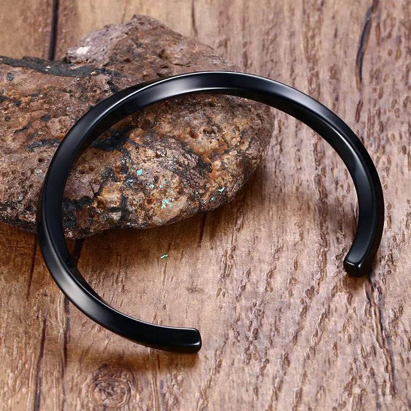 Minimalist Cuff x Swirl