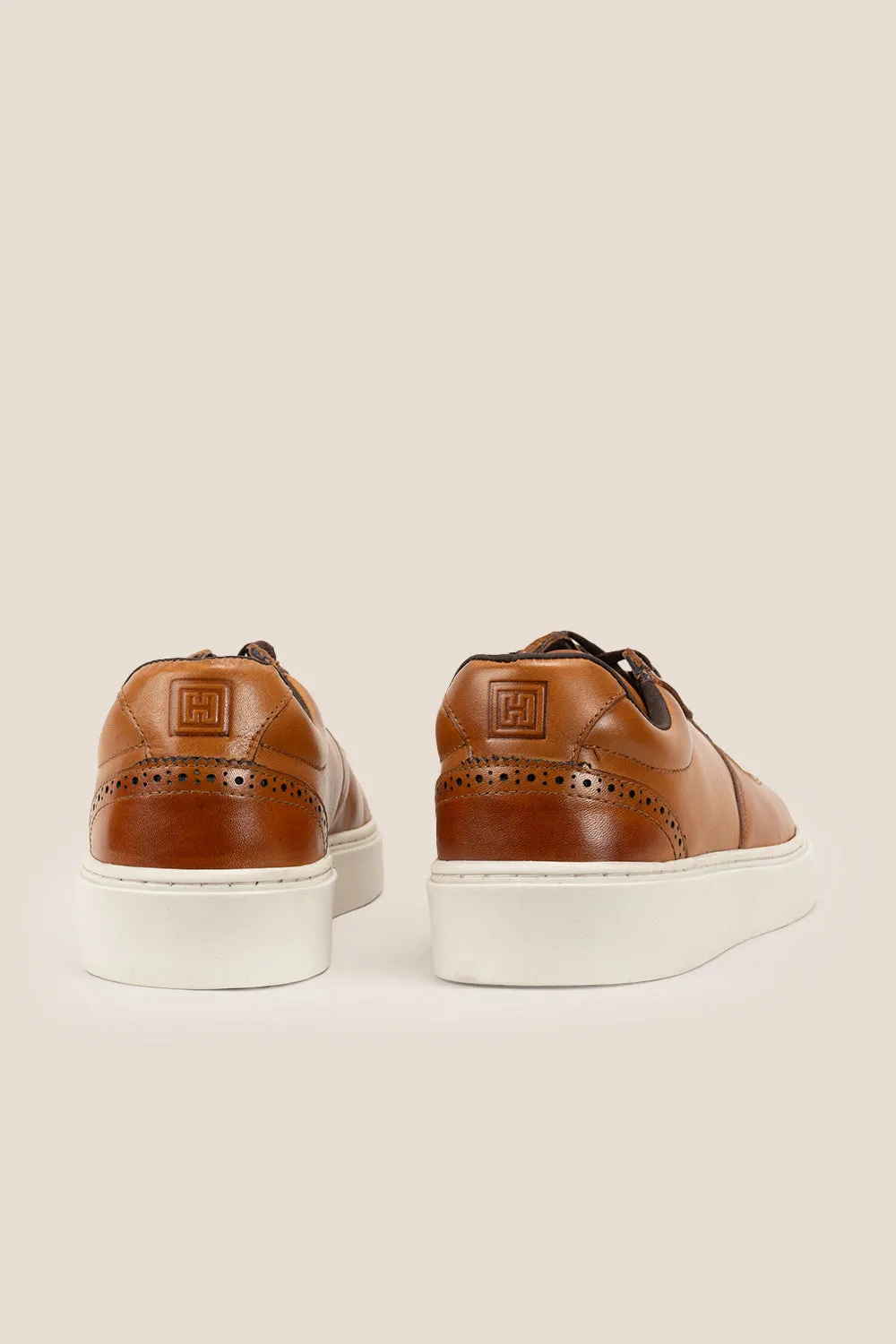 Scout Tan