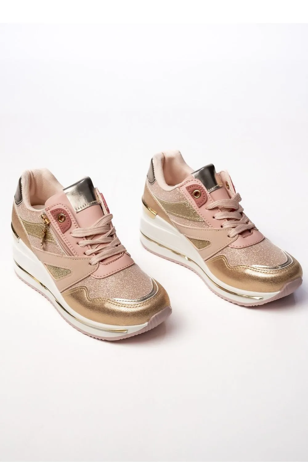 Sport Shoes Inello