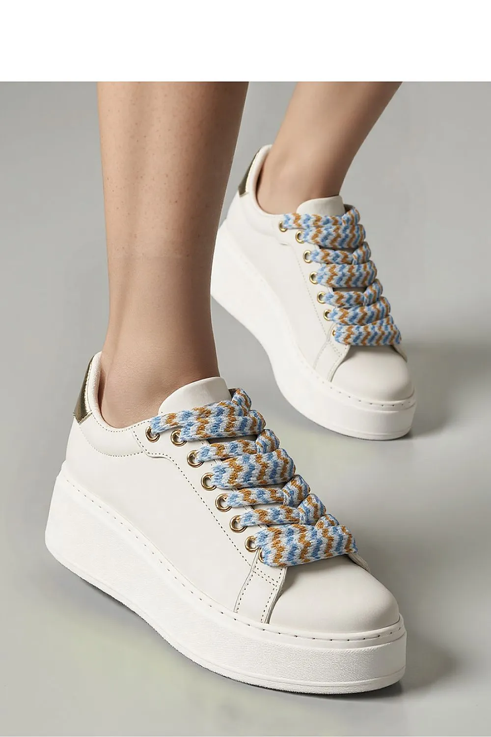 Sport Shoes Inello