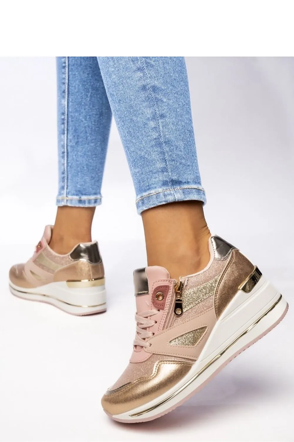 Sport Shoes Inello