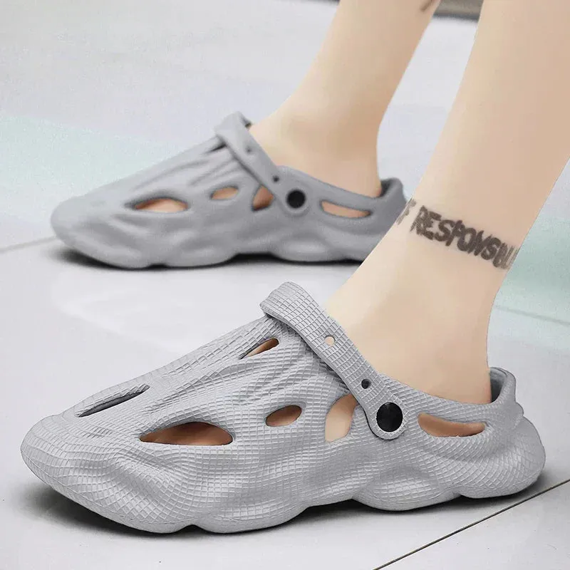 SUPREME SLIPPERS