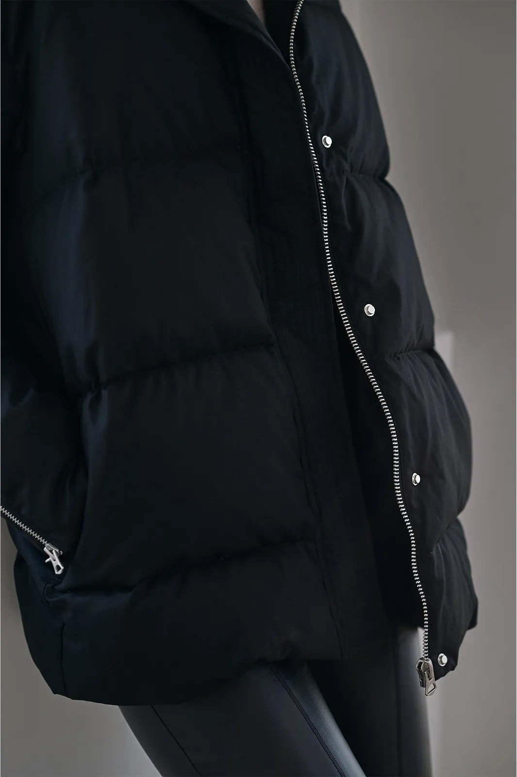 THE DOWN WRAP JACKET - BLACK