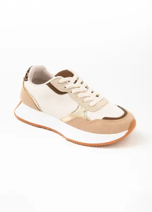 Thick sole sneakers with iridescent details