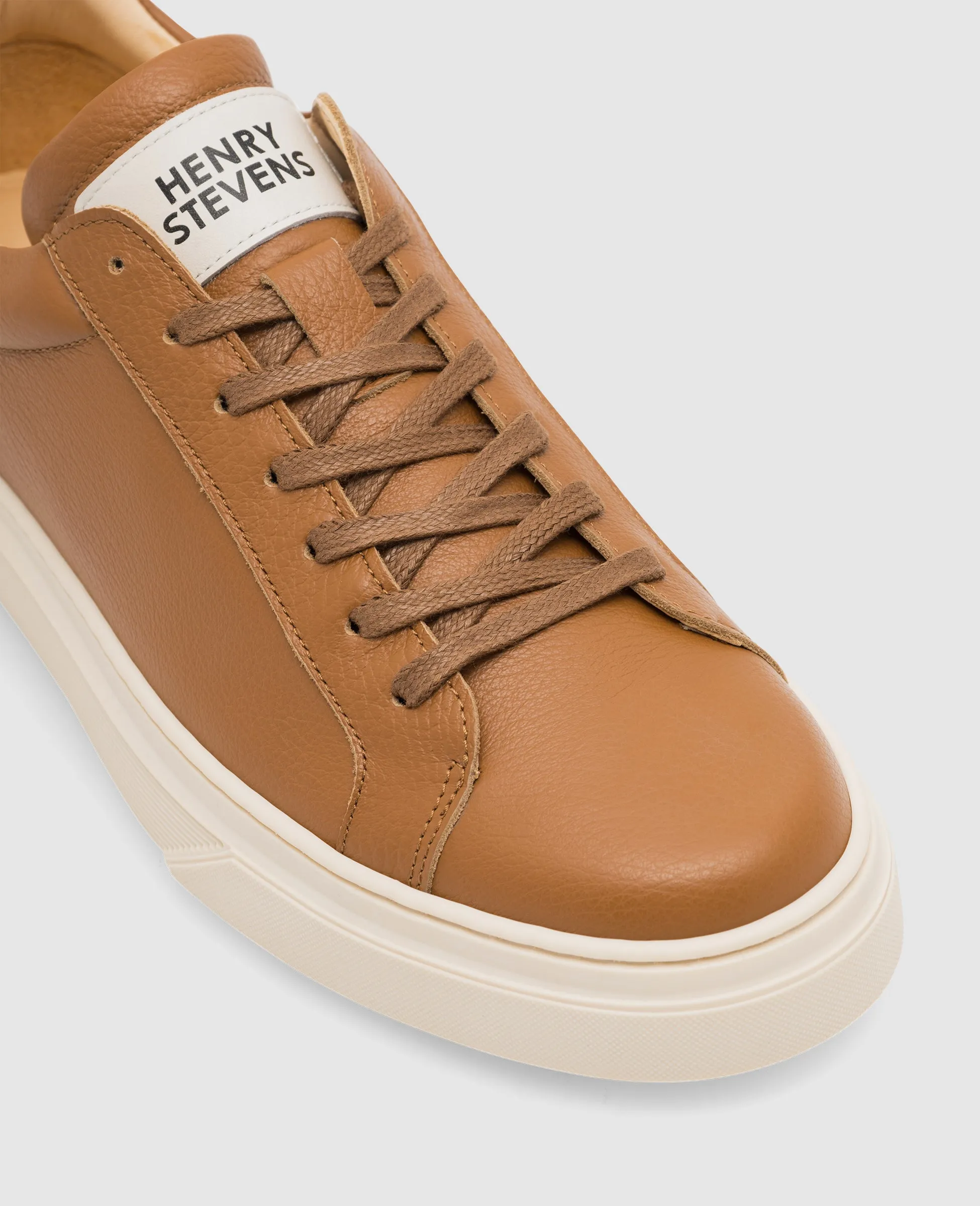 Travis S1 - Brown