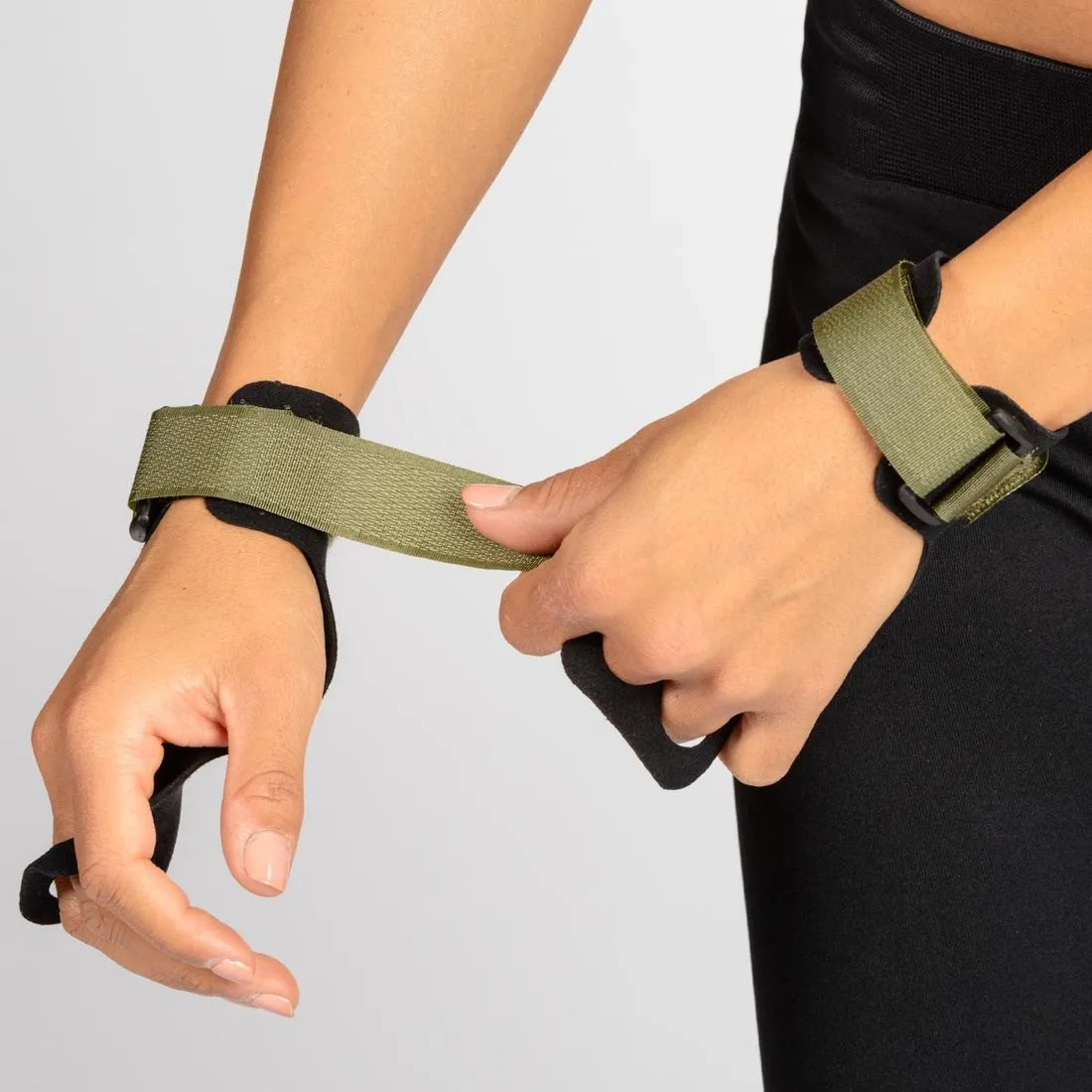 Two-Finger Cross-Training Hand Grips