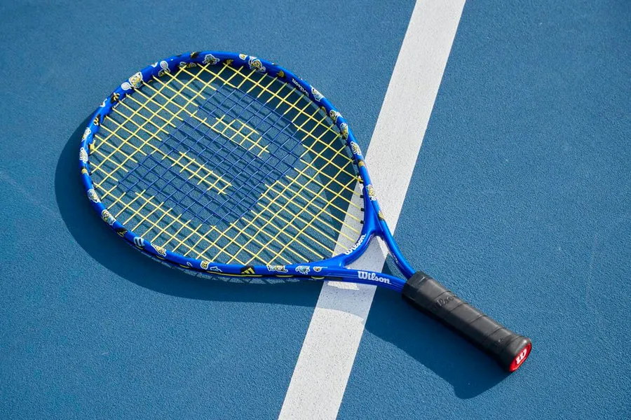 Wilson Minions 3.0 23" Junior tennis racket - 2023 NEW ARRIVAL